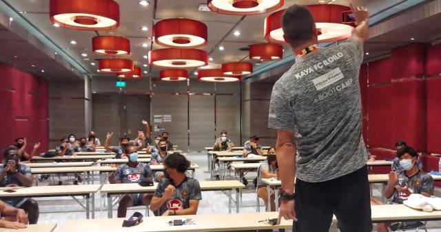 开云体育-自信十足？菲律宾卡雅赛前搞Party：不关心海港上谁